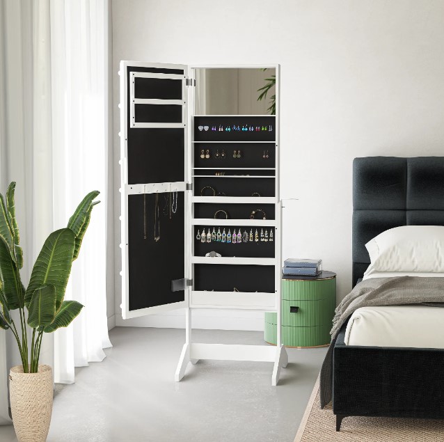 תמונת ארון תכשיטים עם מראה ותאורת לד דגם אפרת EFRAT 2